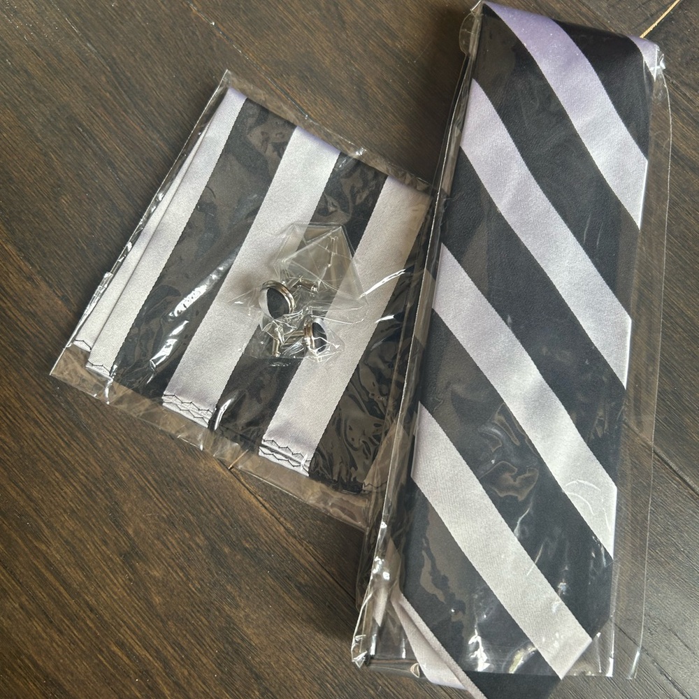 Buy 2 Save 30%: 
Paul Malone 100% Silk 3pc Striped Necktie Set